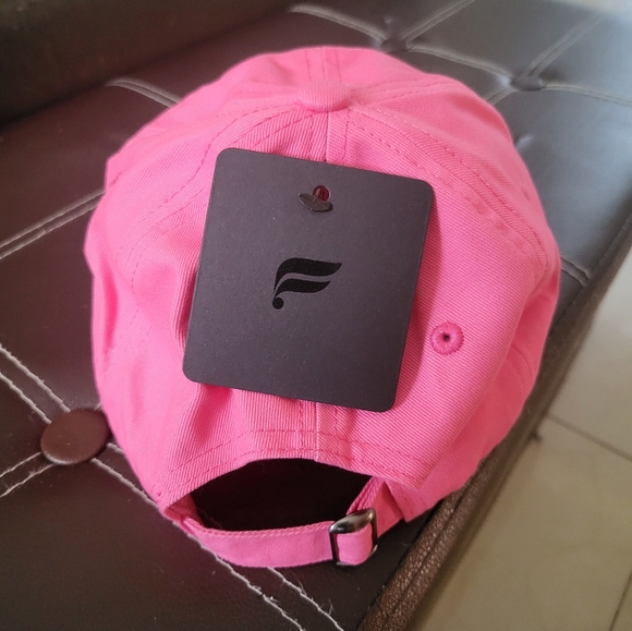 Fabletics - The Dad Hat - Picture 2 of 9